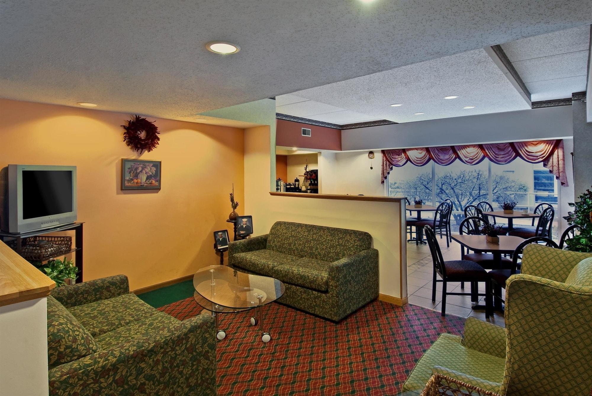 Americas Best Value Inn Suites Waukegan Gurnee 16/24