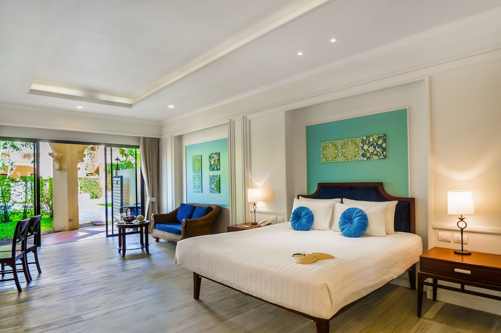 OUTRIGGER Koh Samui Beach Resort 14/85