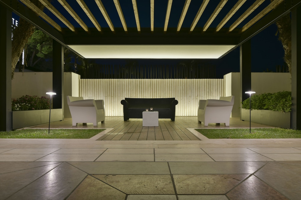 HOTEL CERERE 44/50