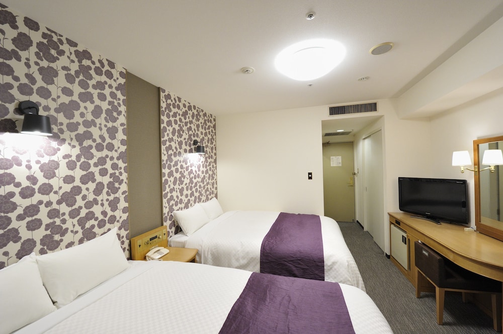 COMFORT, TWIN BEDS