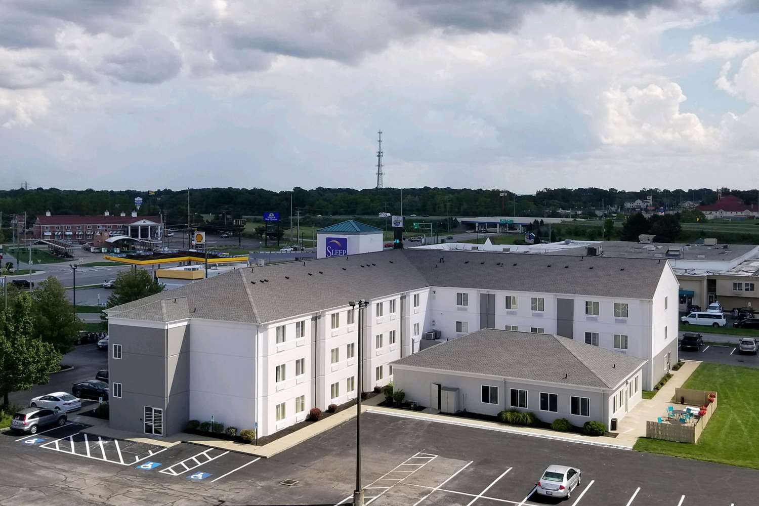 Sleep Inn Sandusky, OH 3/35