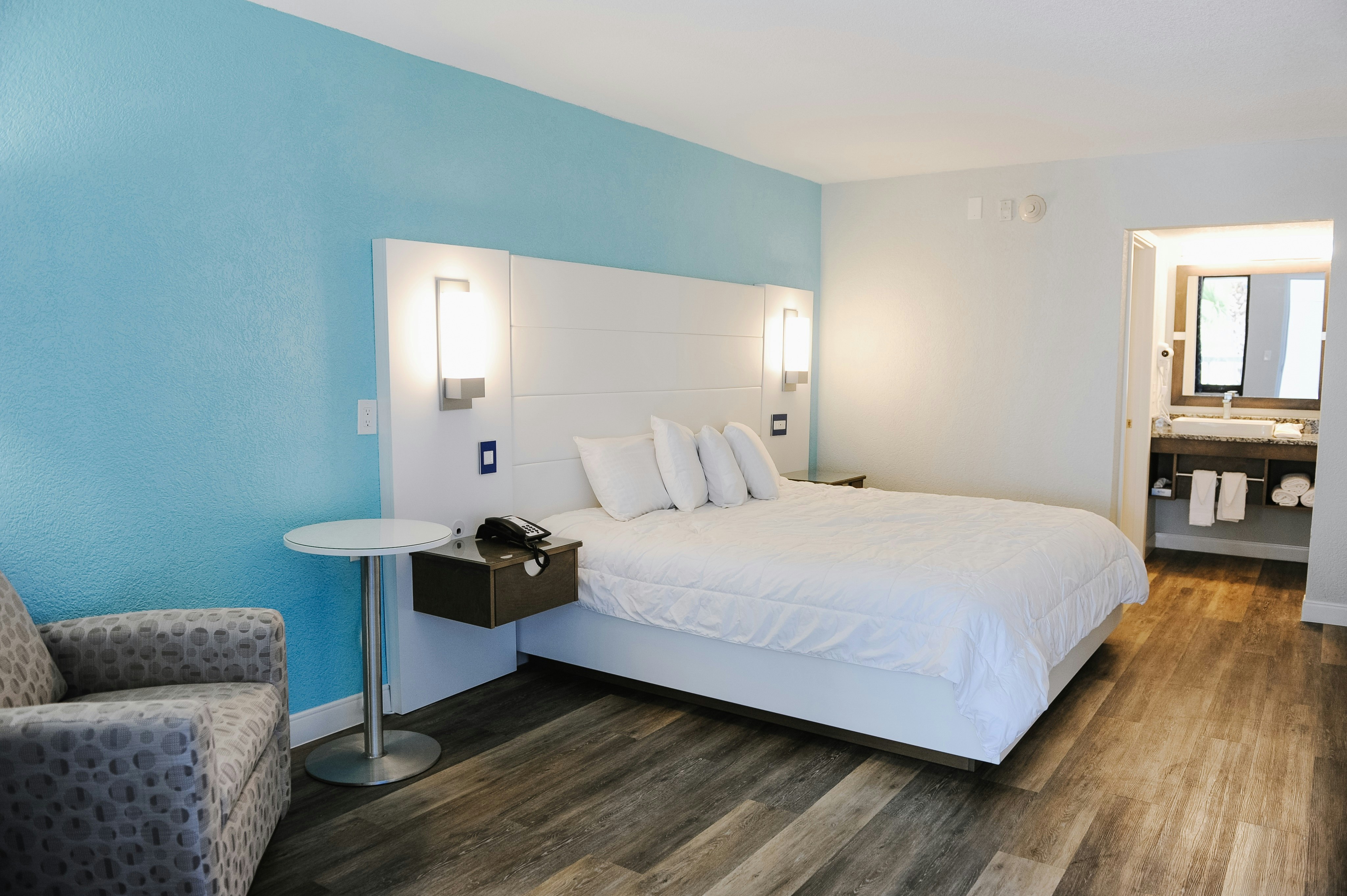 Regency Inn &amp; Suites 12/26