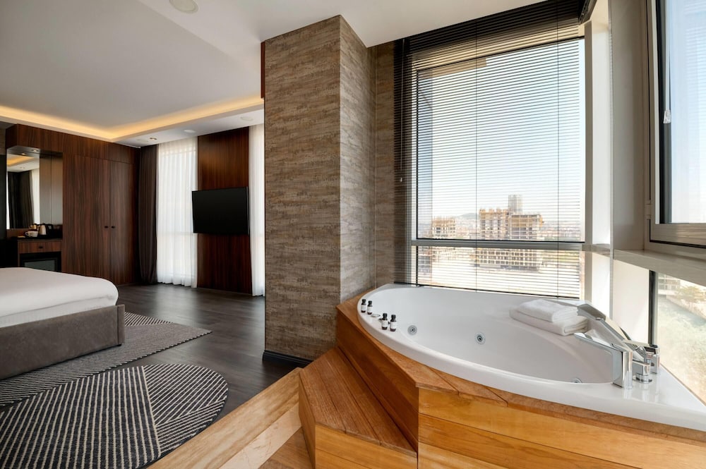 La Quinta By Wyndham Istanbul Kartal 50/51