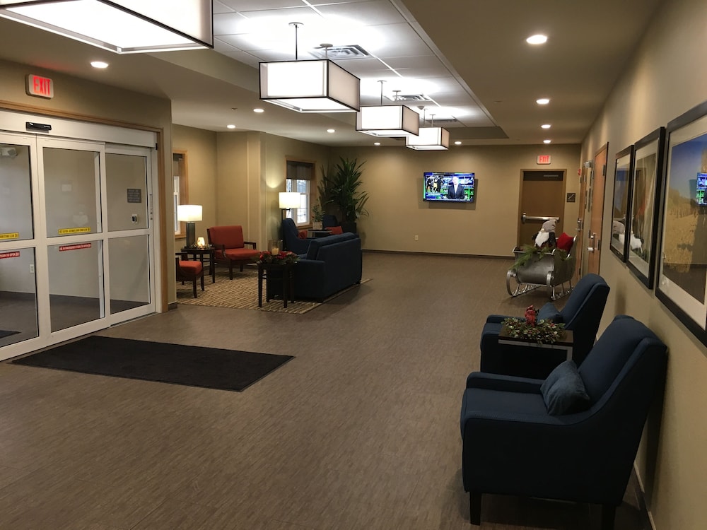 Comfort Suites Hotel and Conference Center, Berlin OH 29/36