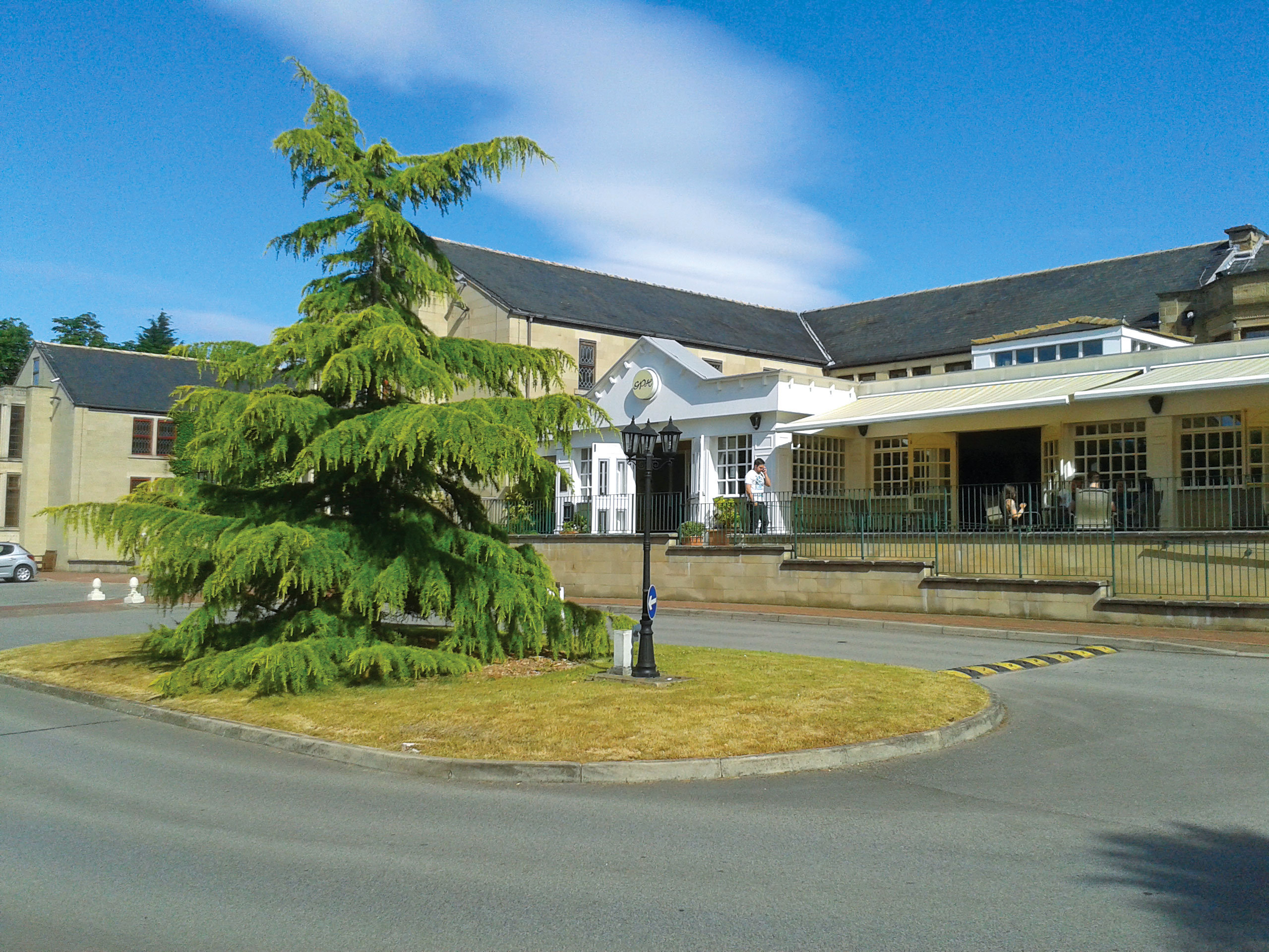 Gomersal Park Hotel 39/49