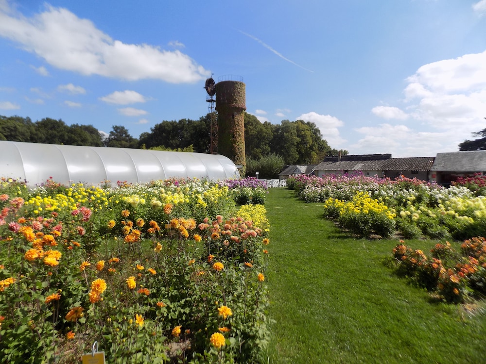 CHATEAU DE LA BOURDAISIERE 44/55
