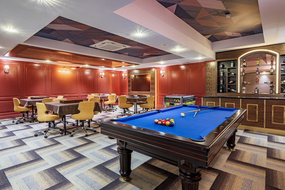 Elysium Green Suites 26/60