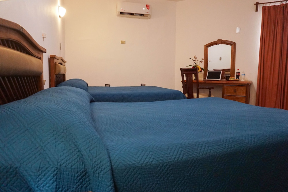 Hotel Las Fuentes 22/64