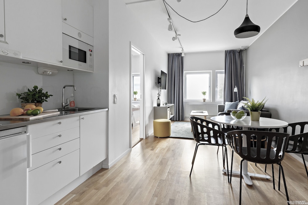 Forenom Aparthotel Kista 40/42