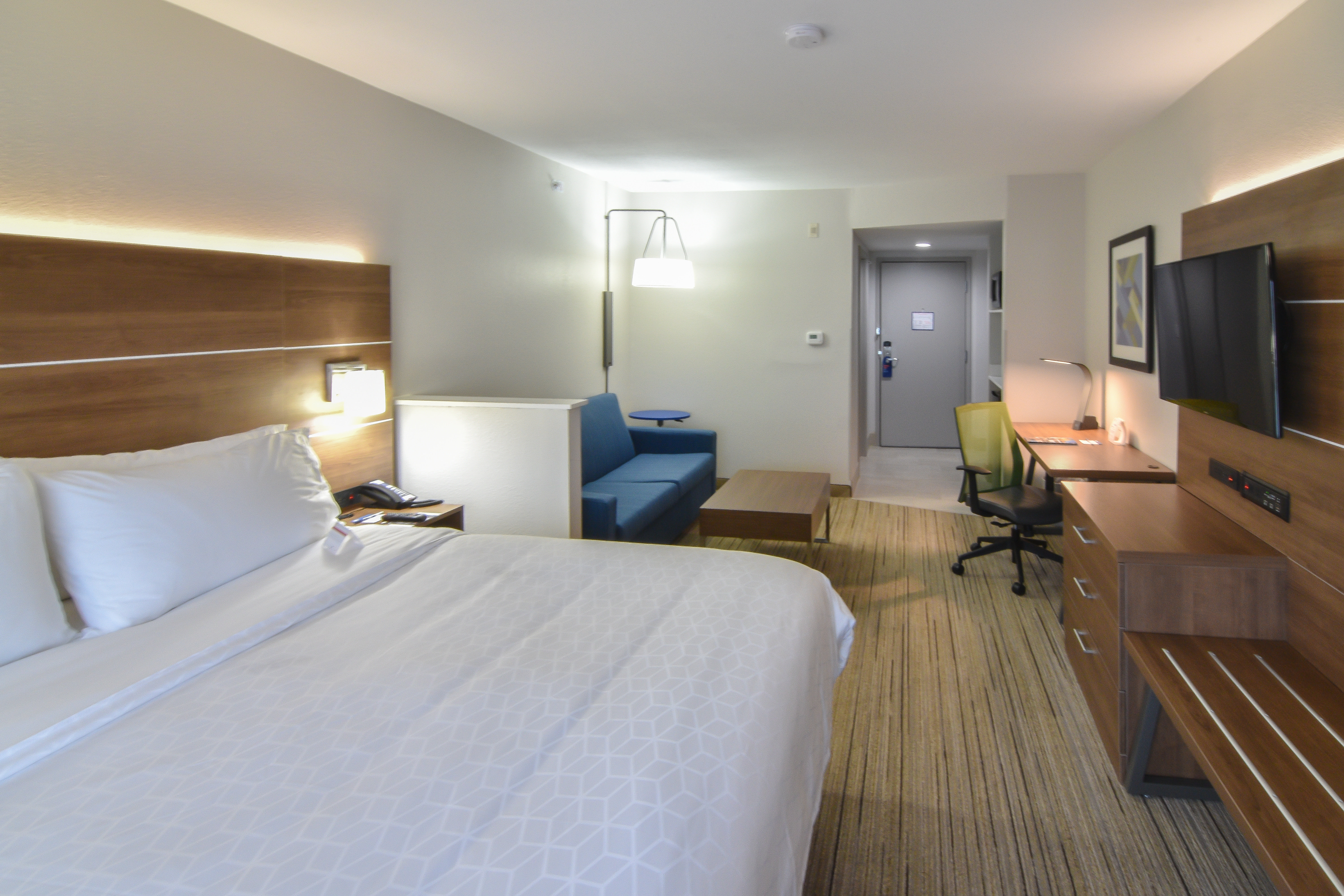 Suite, King Bed