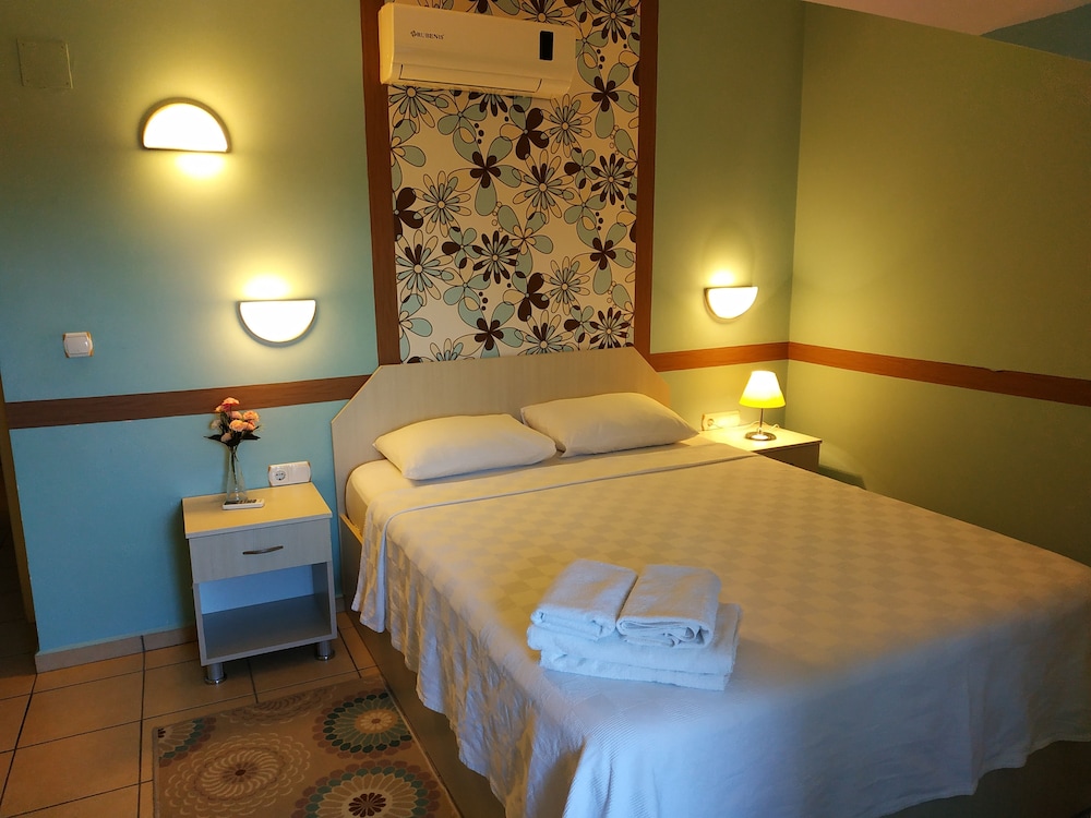 Hotel Mico 17/50