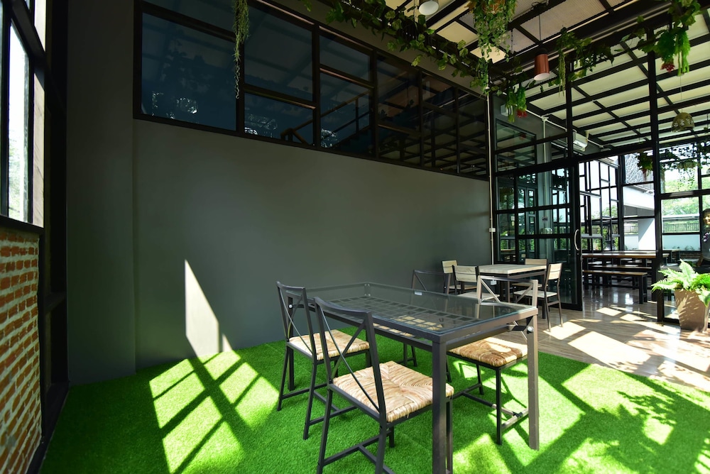 The Nest Hotel By Ploy 26/41