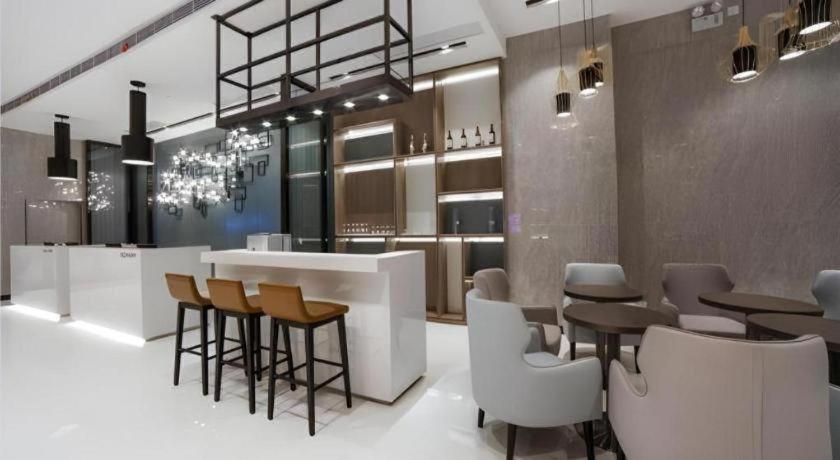Echarm Hotel (Changde Chaoyang D5 District) 42/52