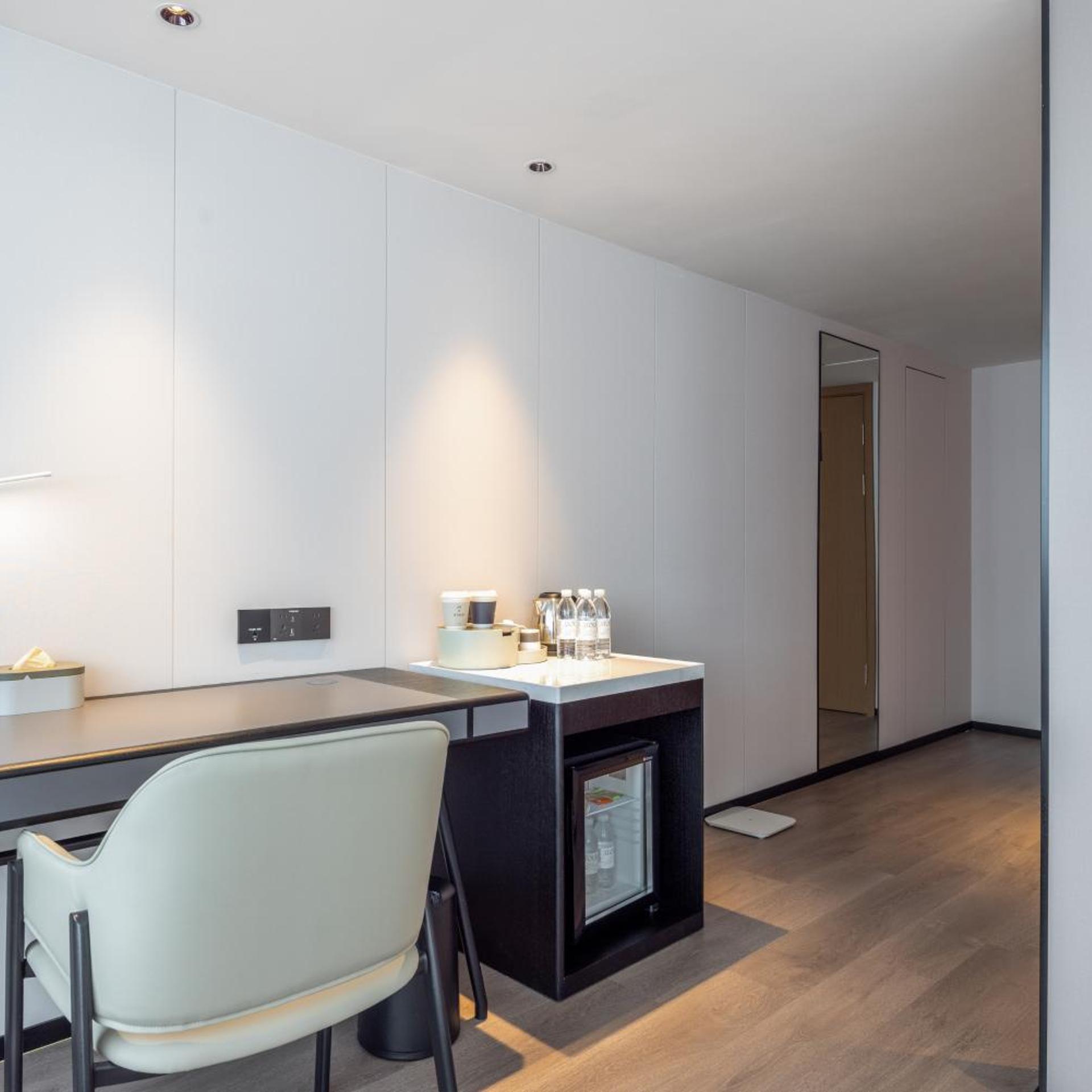 Atour X Hotel Shenzhen Dongmen Branch 70/74