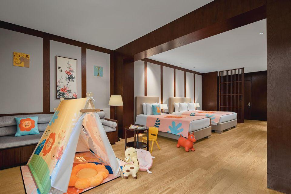 Parent Child Area, Deluxe, Family, Queen Bed