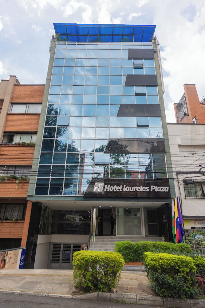 Hotel Laureles Plaza 5/63