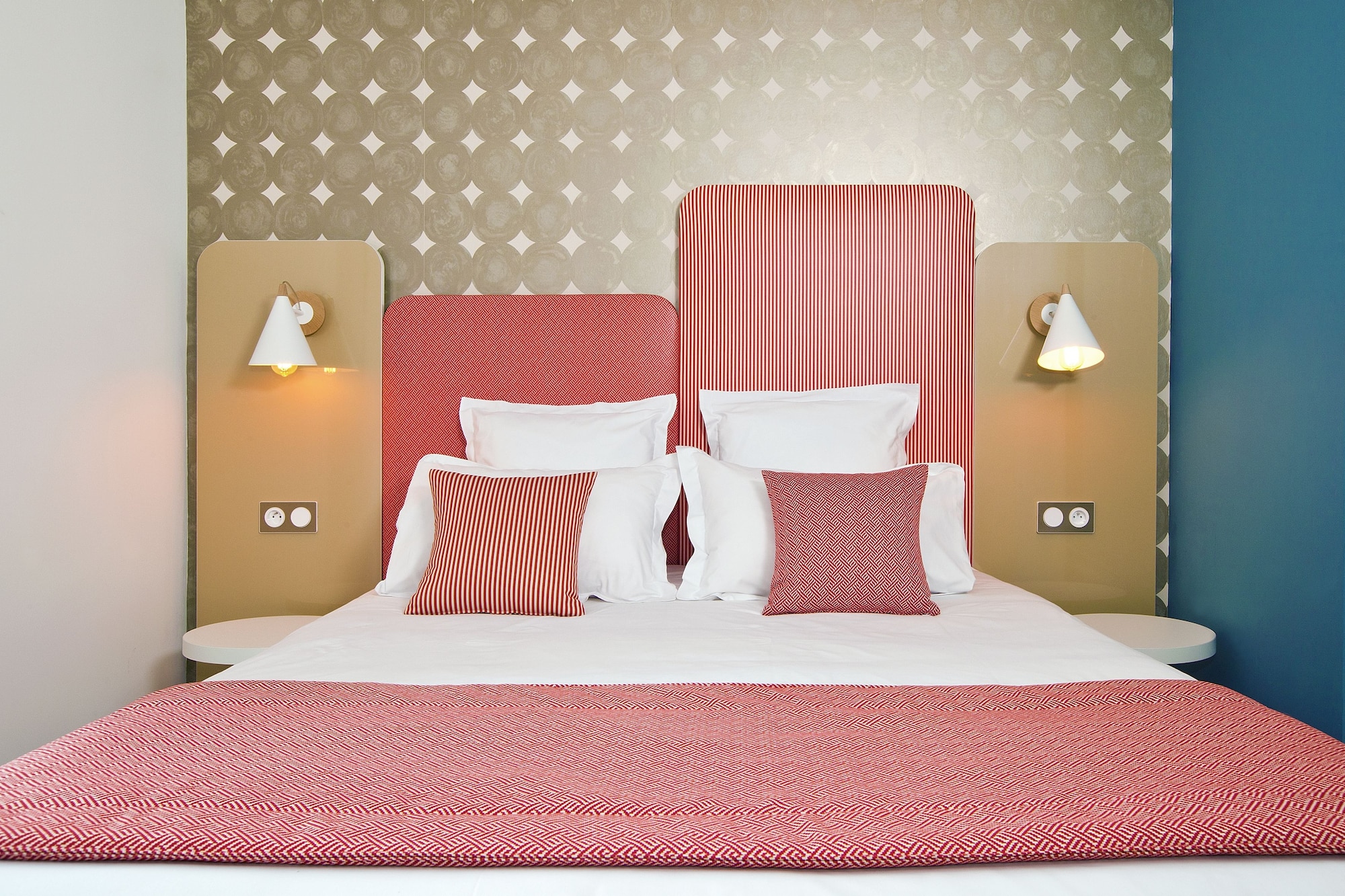 APARTMENT, DOUBLE BED, SOFA, BALCONY