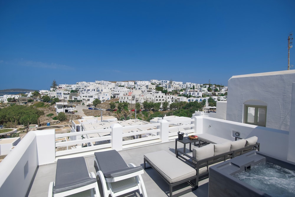 Alexandros Studios And Apartments 4/76