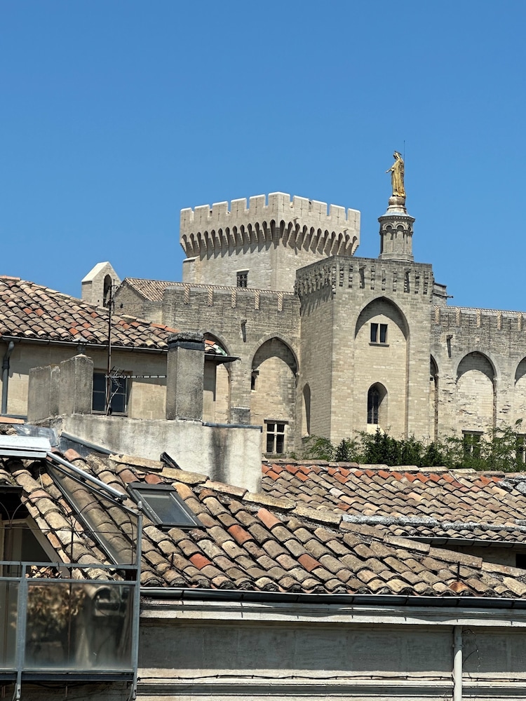 Hotel Medieval 3/50