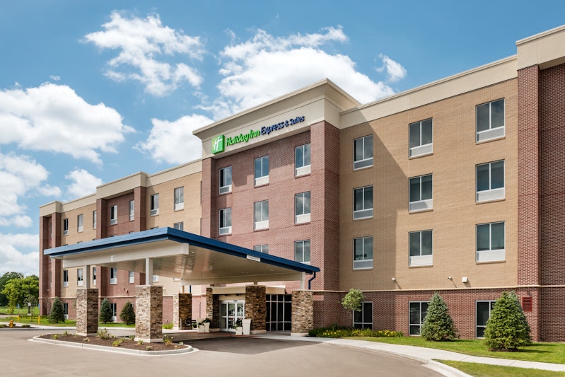 Holiday Inn Express Suites St Louis Chesterfield 4/46