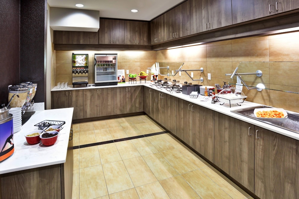 Residence Inn Chicago Wilmette 38/54