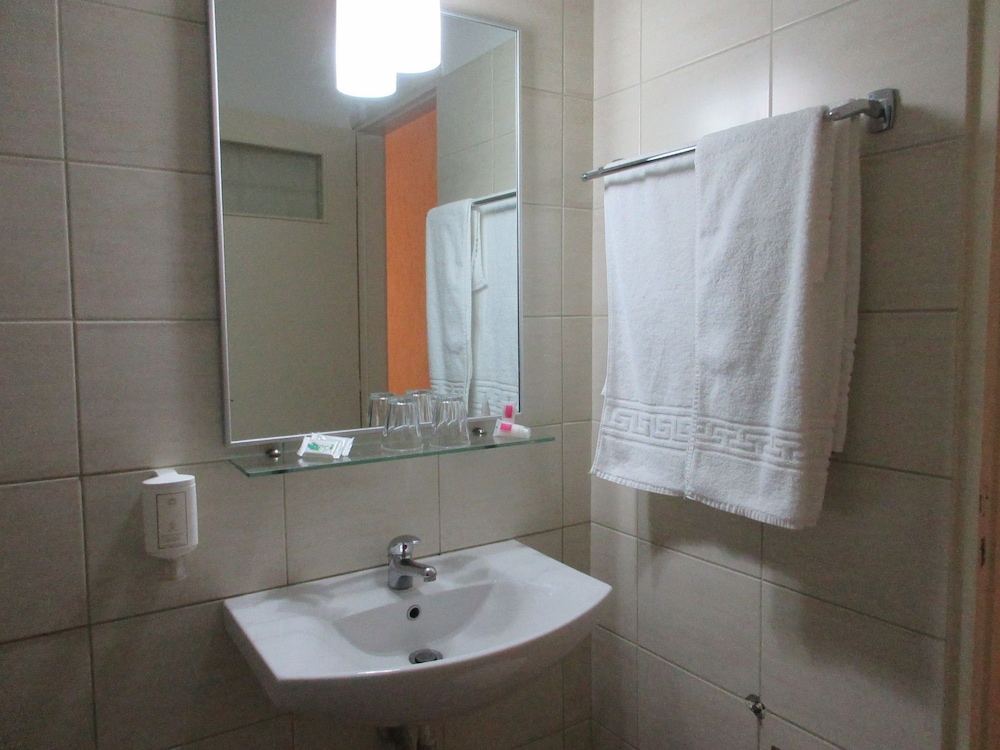 Dimitra Hotel 41/42