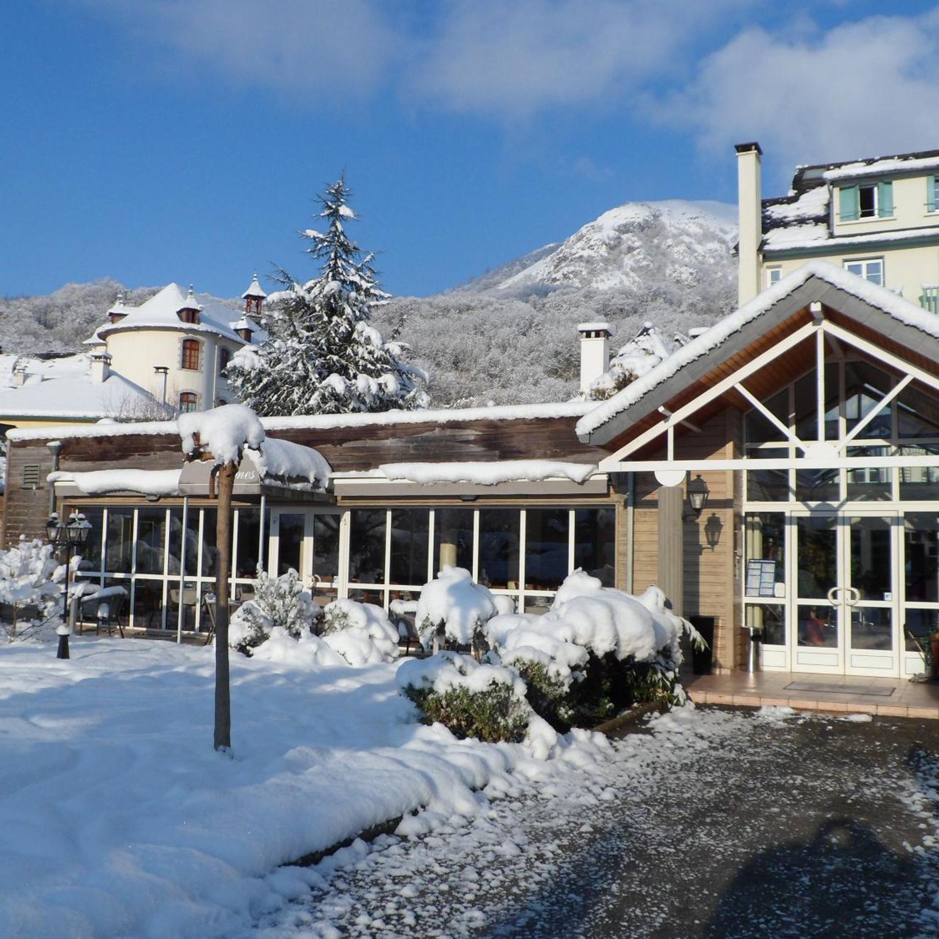 HOTEL LES CIMES 24/24