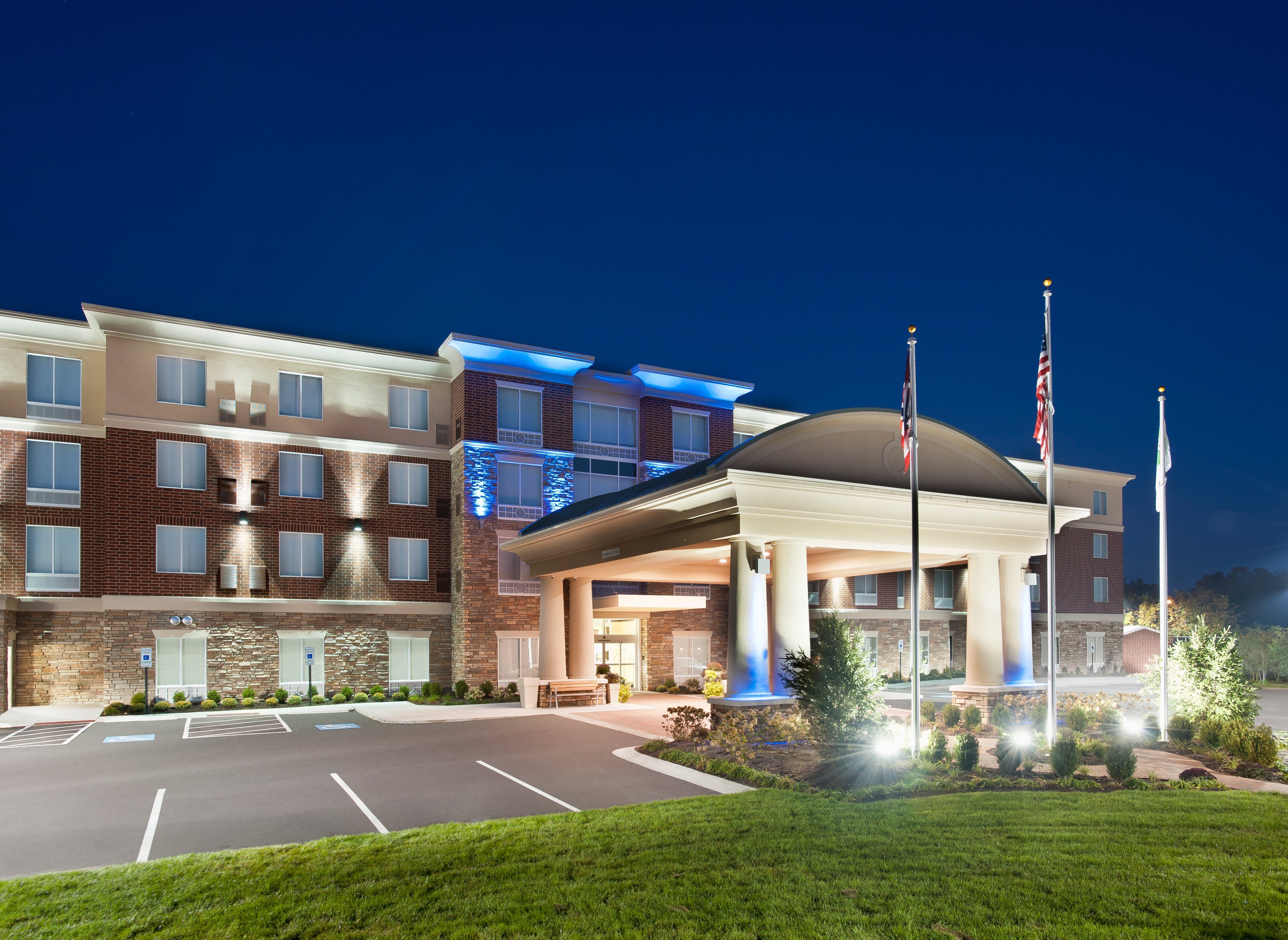 Holiday Inn Express & Suites Dayton South - I-675 2/48