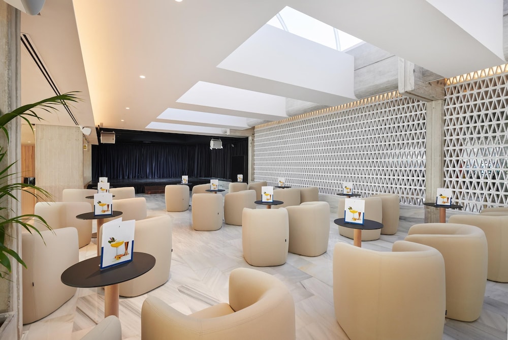 Hipotels Mediterraneo Hotel - Adults Only 75/94