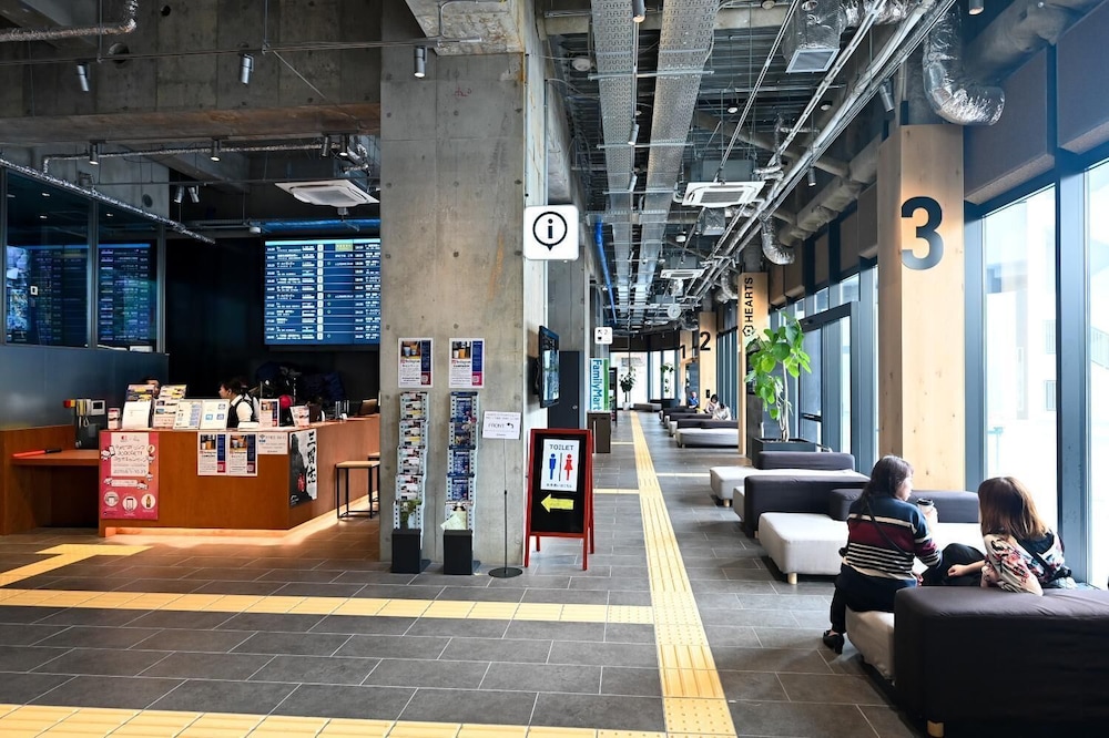 Hearts Capsule Hotel And Spa 23/28