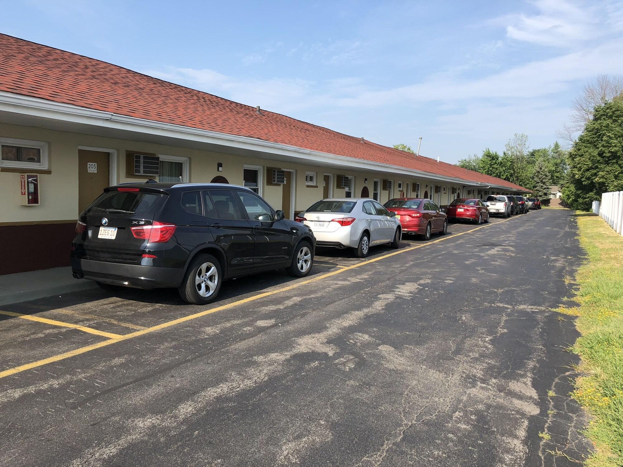 Route 62 Motel 15/19