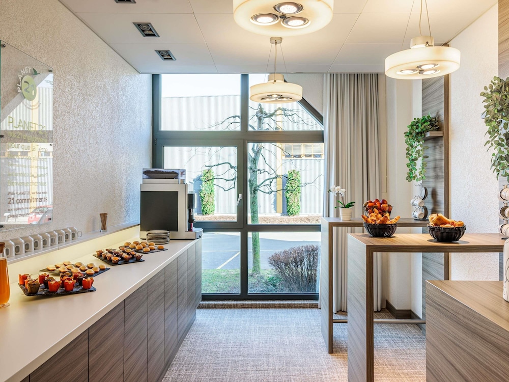 Ibis Lausanne Crissier 24/49