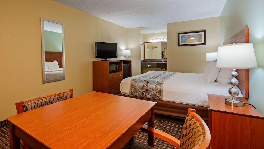 Best Western Acworth Inn 15/35