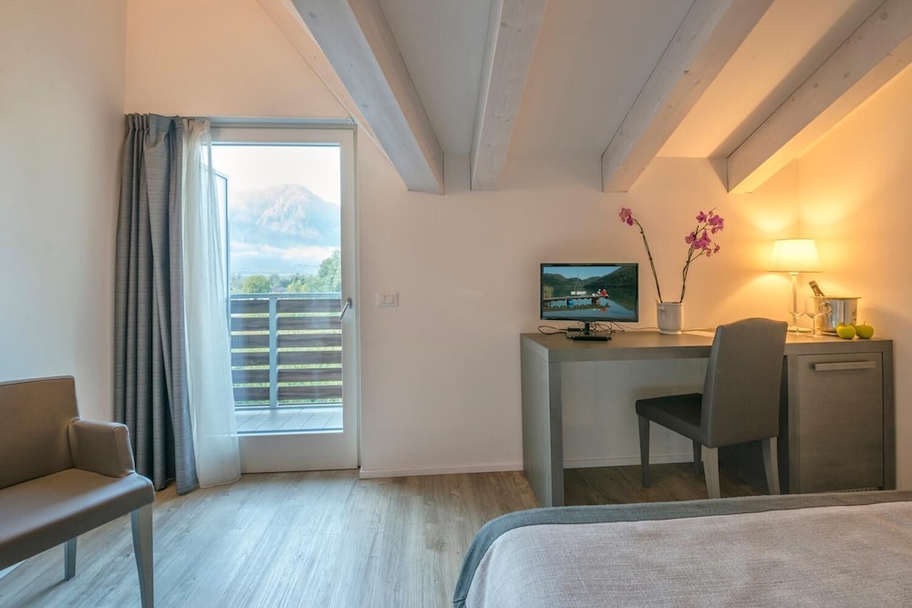 HOTEL BAVARIA 27/30