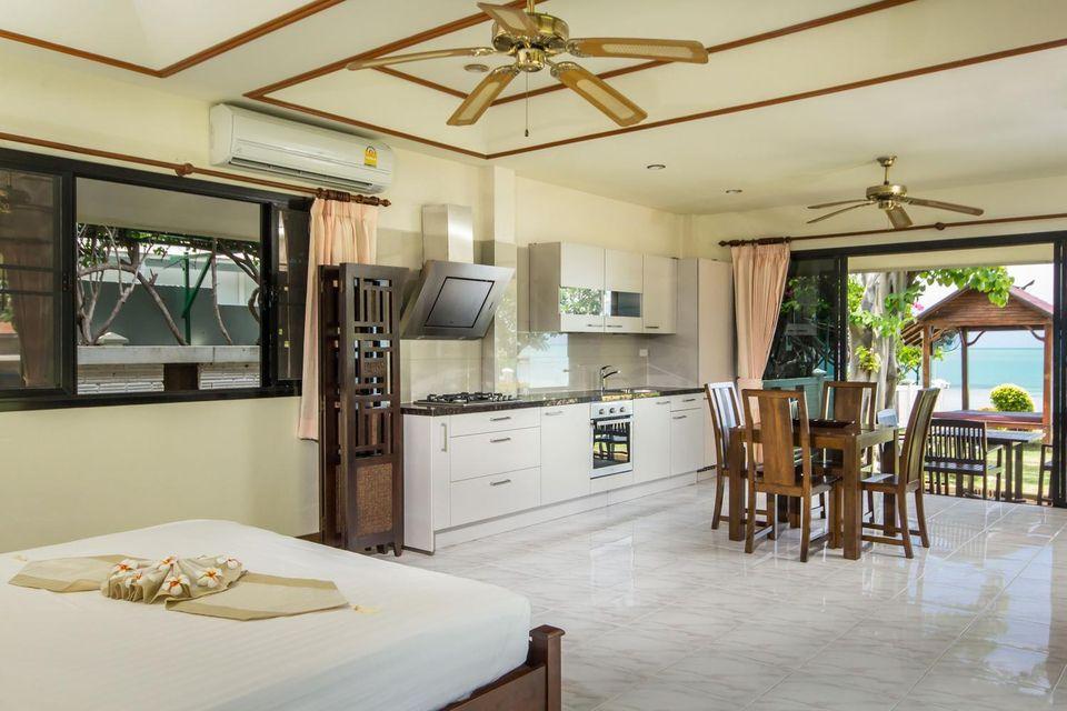 Exclusive, Grand, 5 Bedrooms, Deluxe, Villa, Beach Front