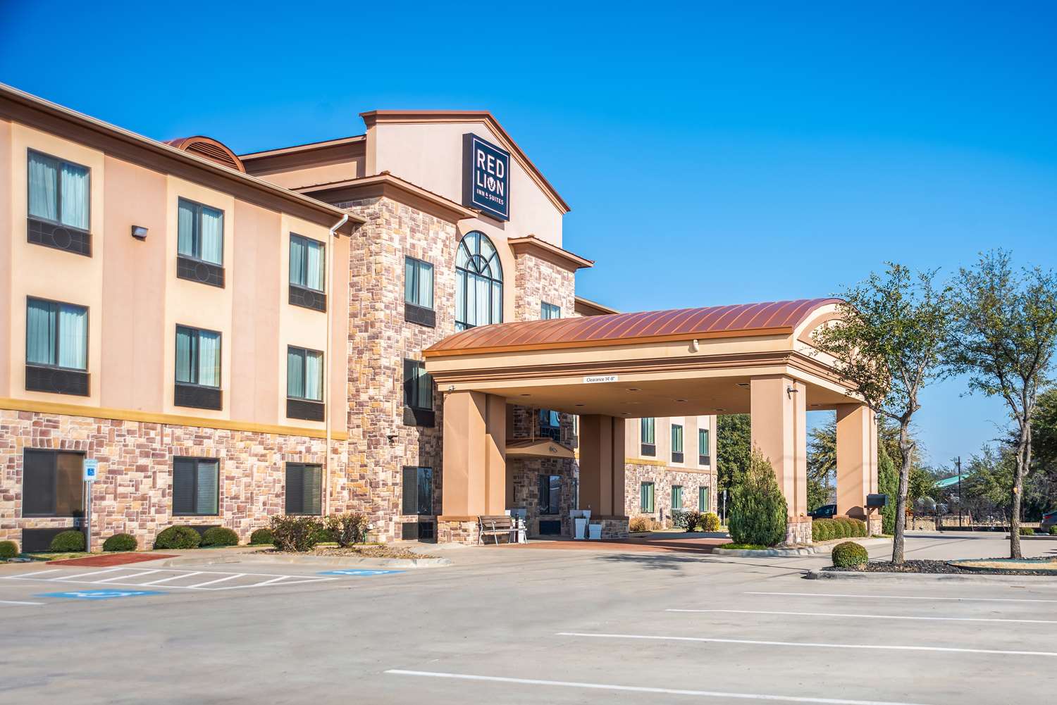 Red Lion Inn Suites Mineral Wells 3/15
