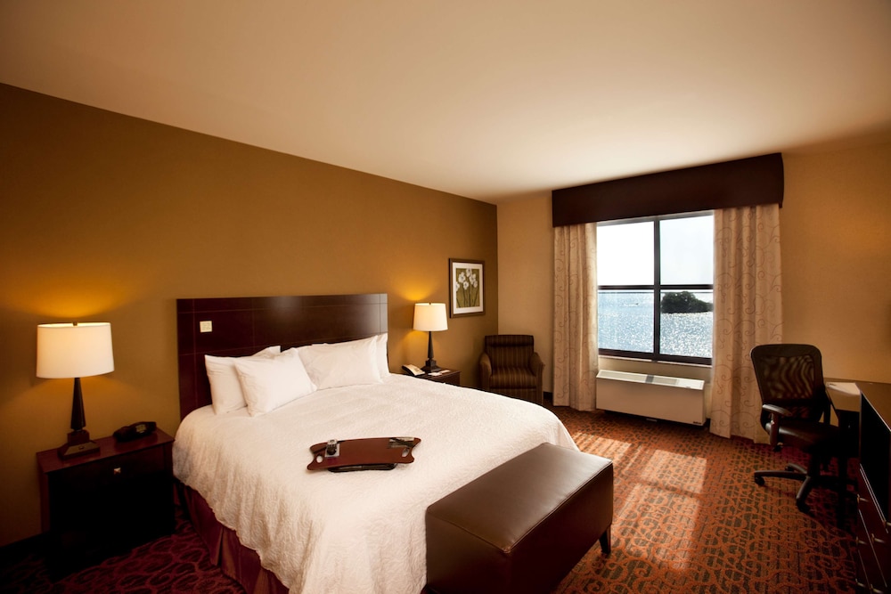 Hampton Inn Marquette/Waterfront 19/46