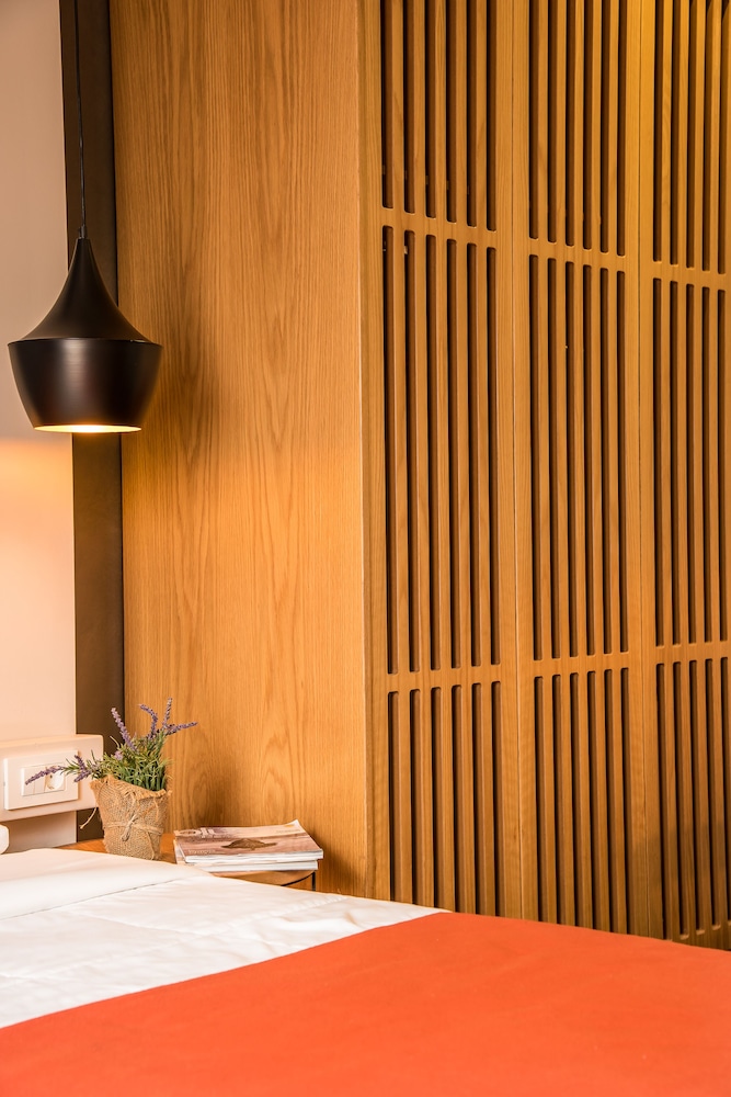 Elia Bettolo Hotel 36/69