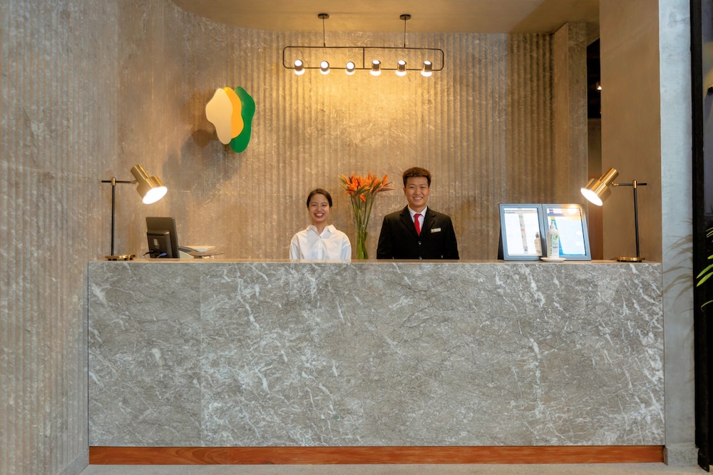Flower Garden Hotel 6/50