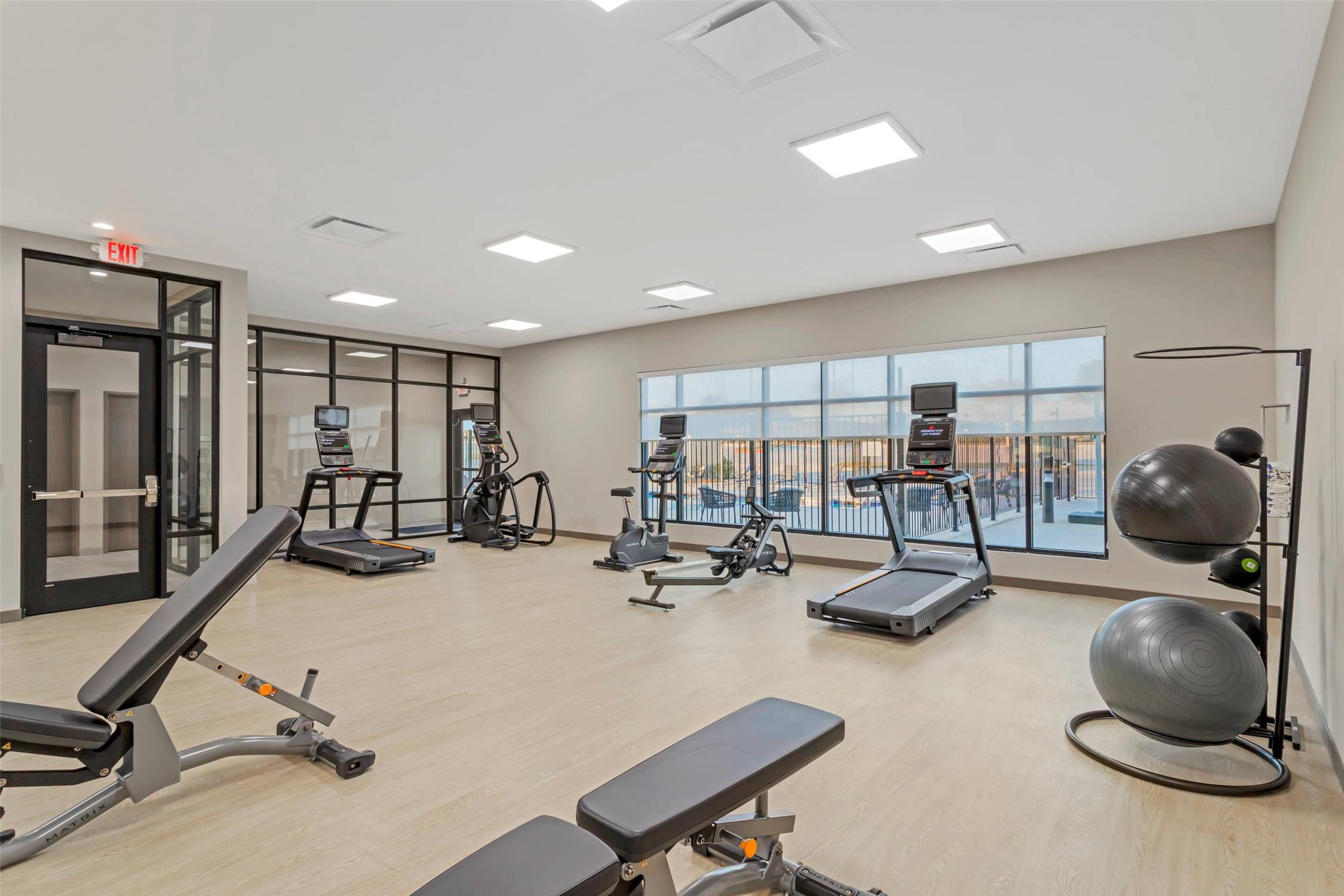 Cambria Hotel Northlake Conference Center - Roanoke 19/29