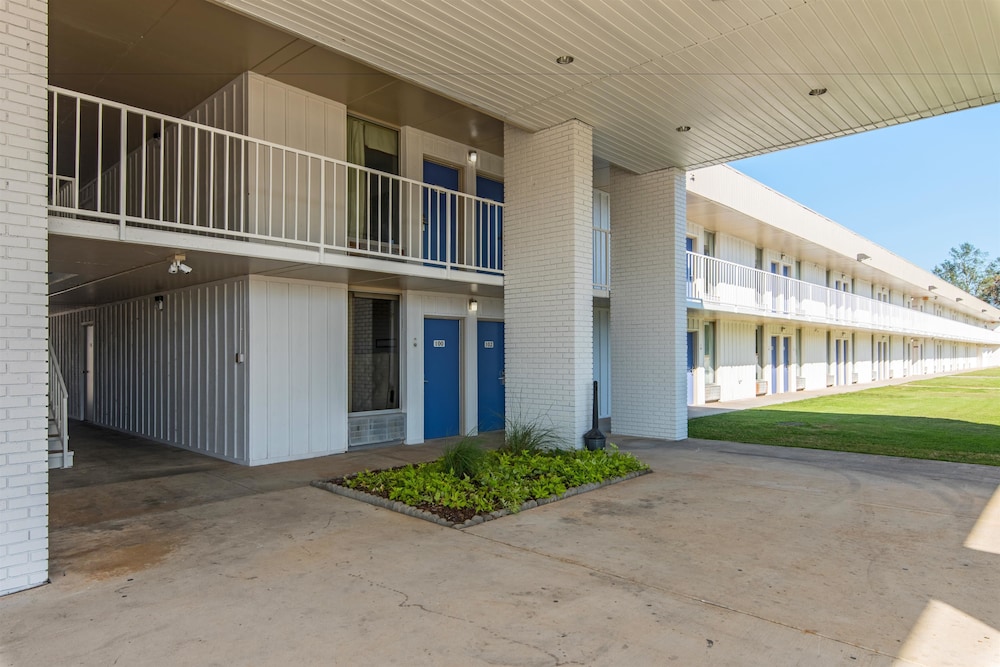 Americas Best Value Inn Hamilton 41/45