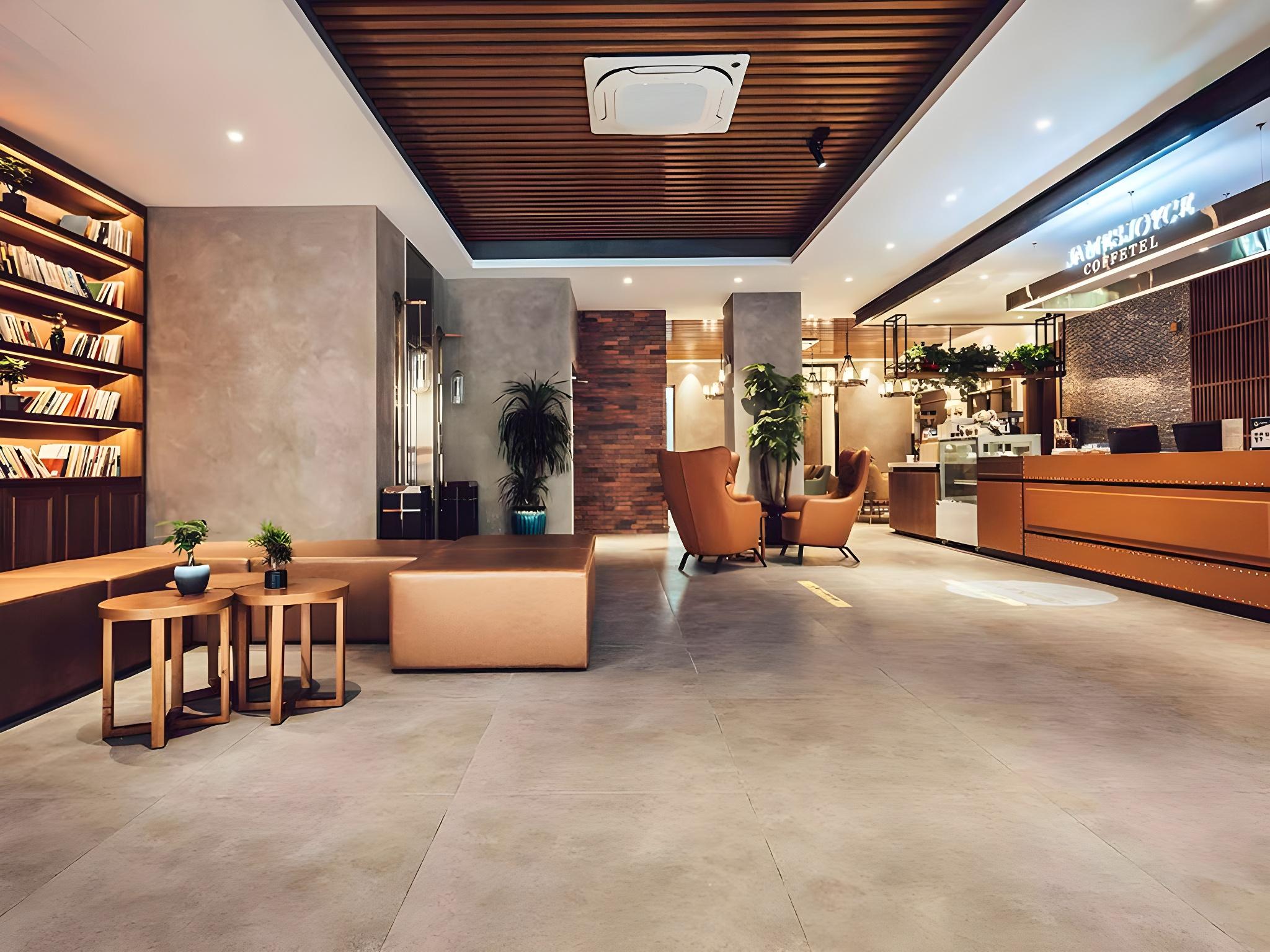 James Joyce Coffetel (Beijing Daxinghuangcun Zaoyuan Subway Station) 14/46