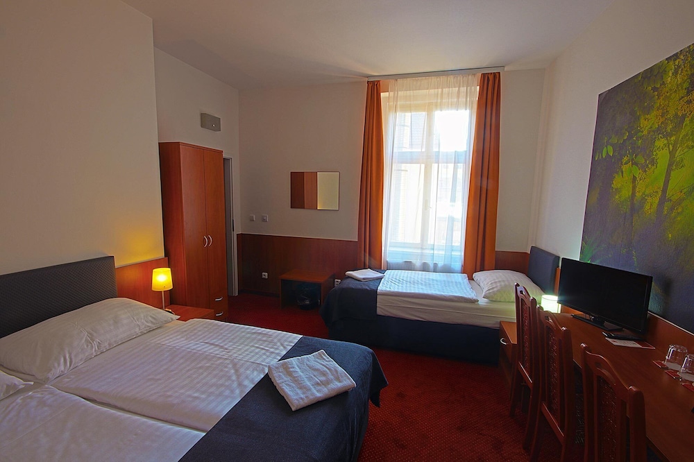 Hotel Zlata Vaha 14/65