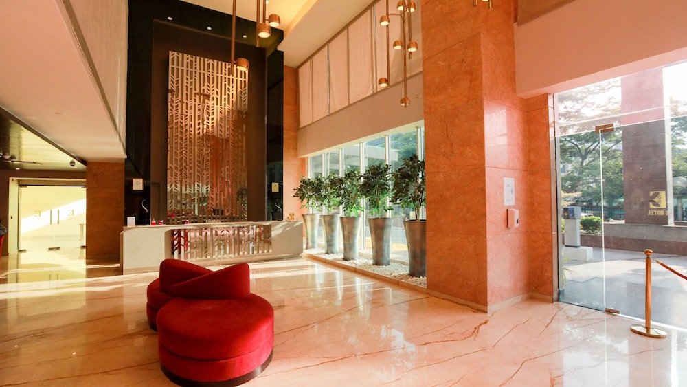 E HOTEL 11/68