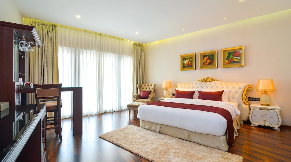 Park Regis Goa 21/69