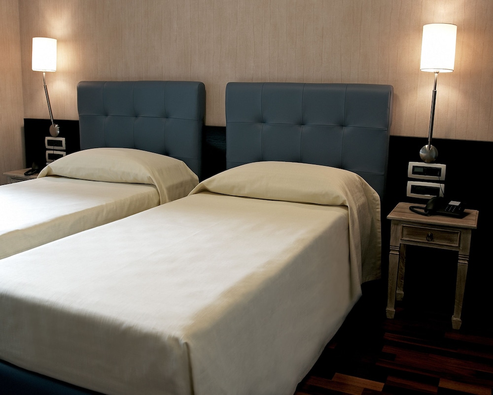 Hotel Victoria 14/38