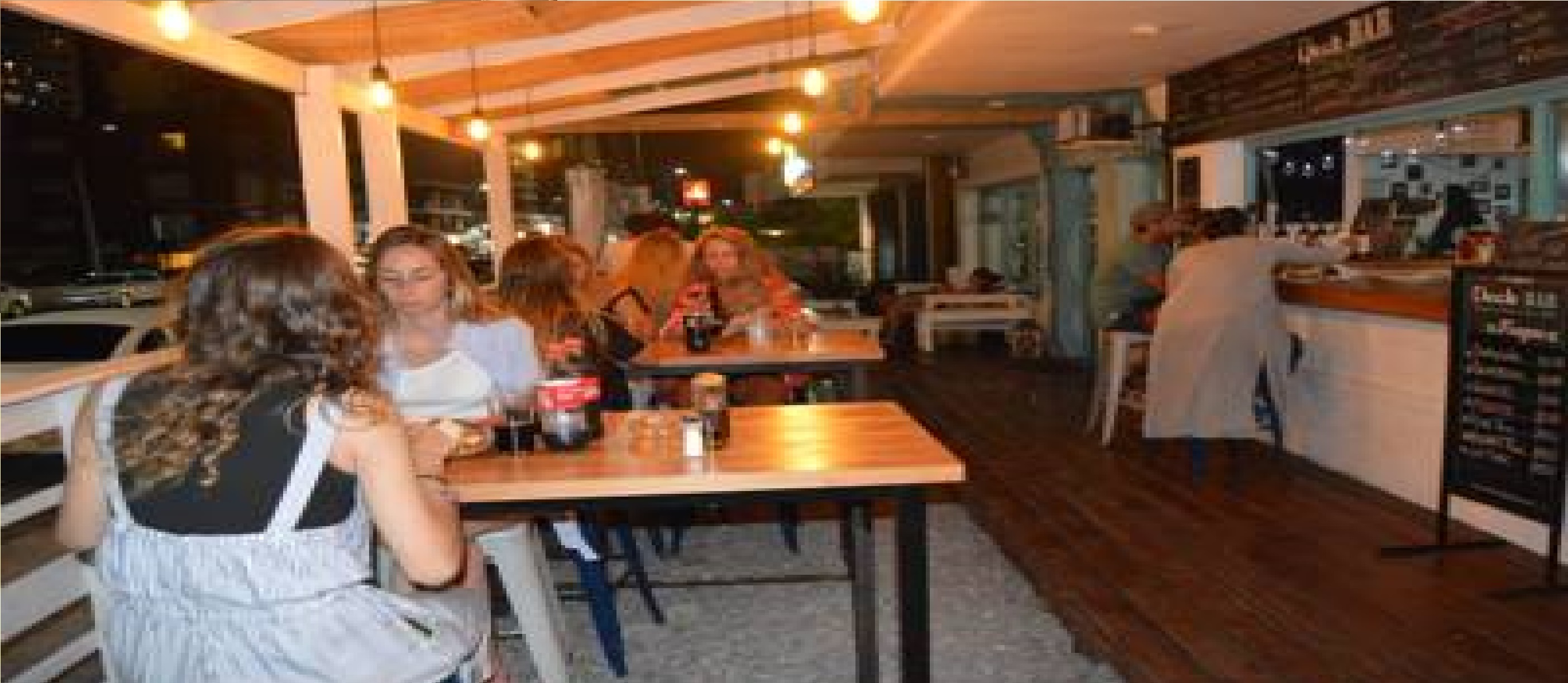 El Viajero Brava Beach Hostel and Suites 13/15