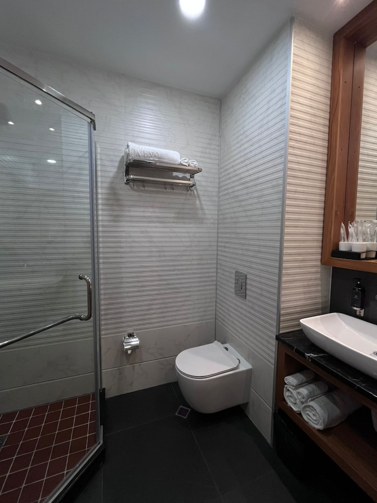 Grand Opera Hotel 34/39