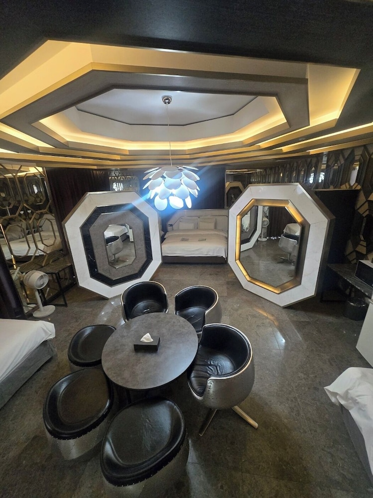 Hotel The Designers Premier Kondae 68/74