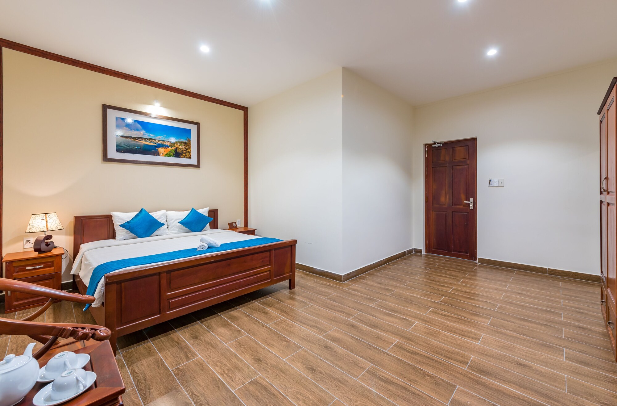 SUPERIOR, DOUBLE BED